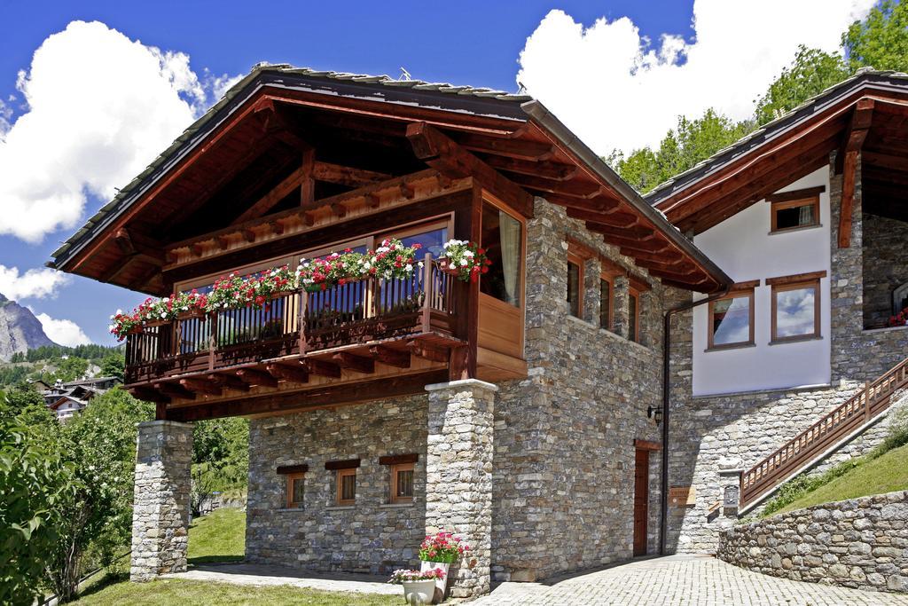 Les Combes Hotel Ла Сале Екстериор снимка